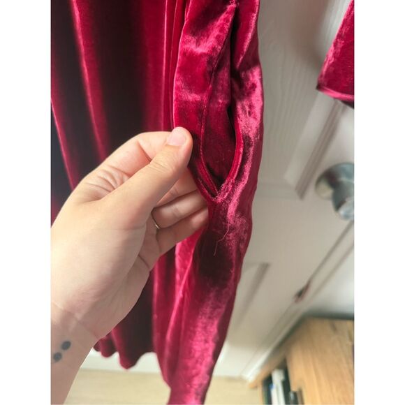 Calvin Klein Medium Red Burgundy Midi Length Long Sleeve Women's Silk Blend Robe - Picture 5 of 6